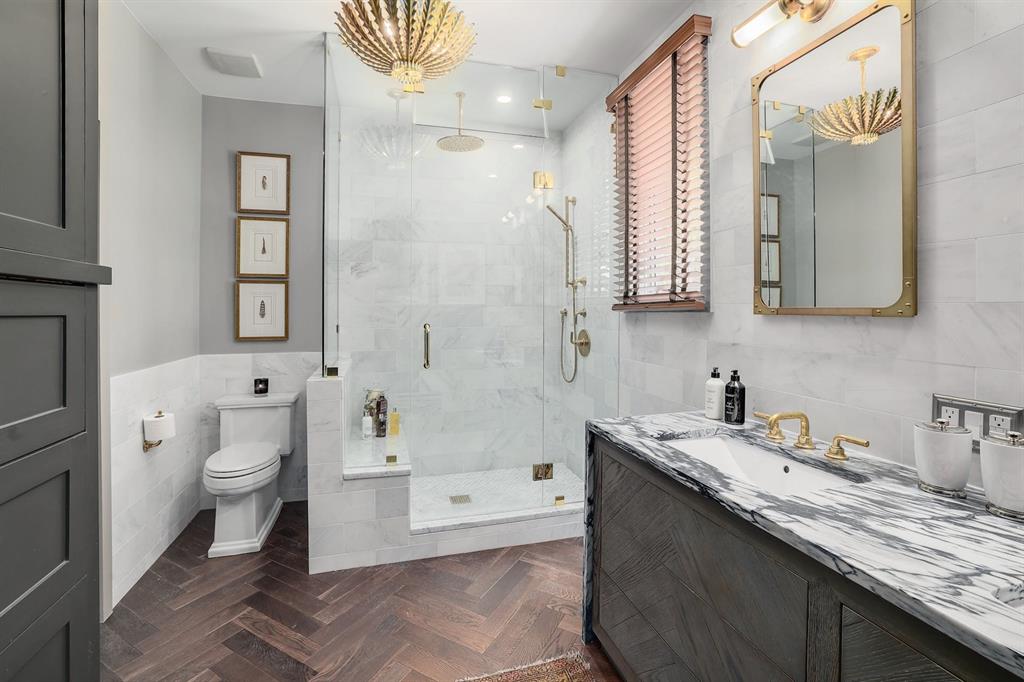 1111 W 12th ST # 108