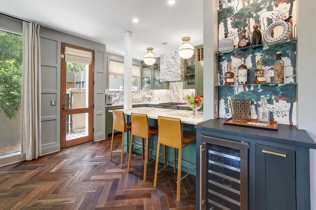 1111 W 12th ST # 108