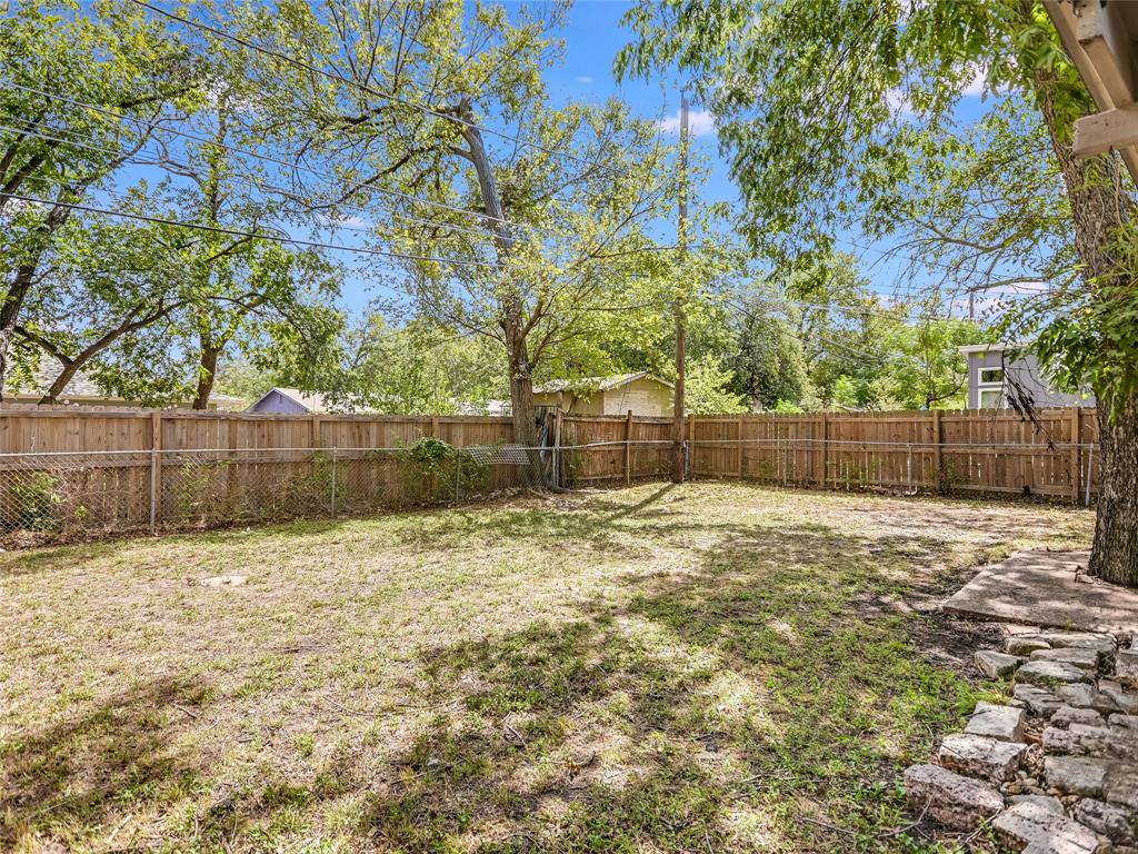 1119 Mark ST