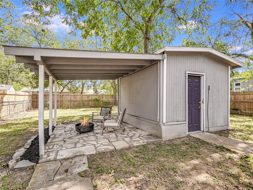 1119 Mark ST