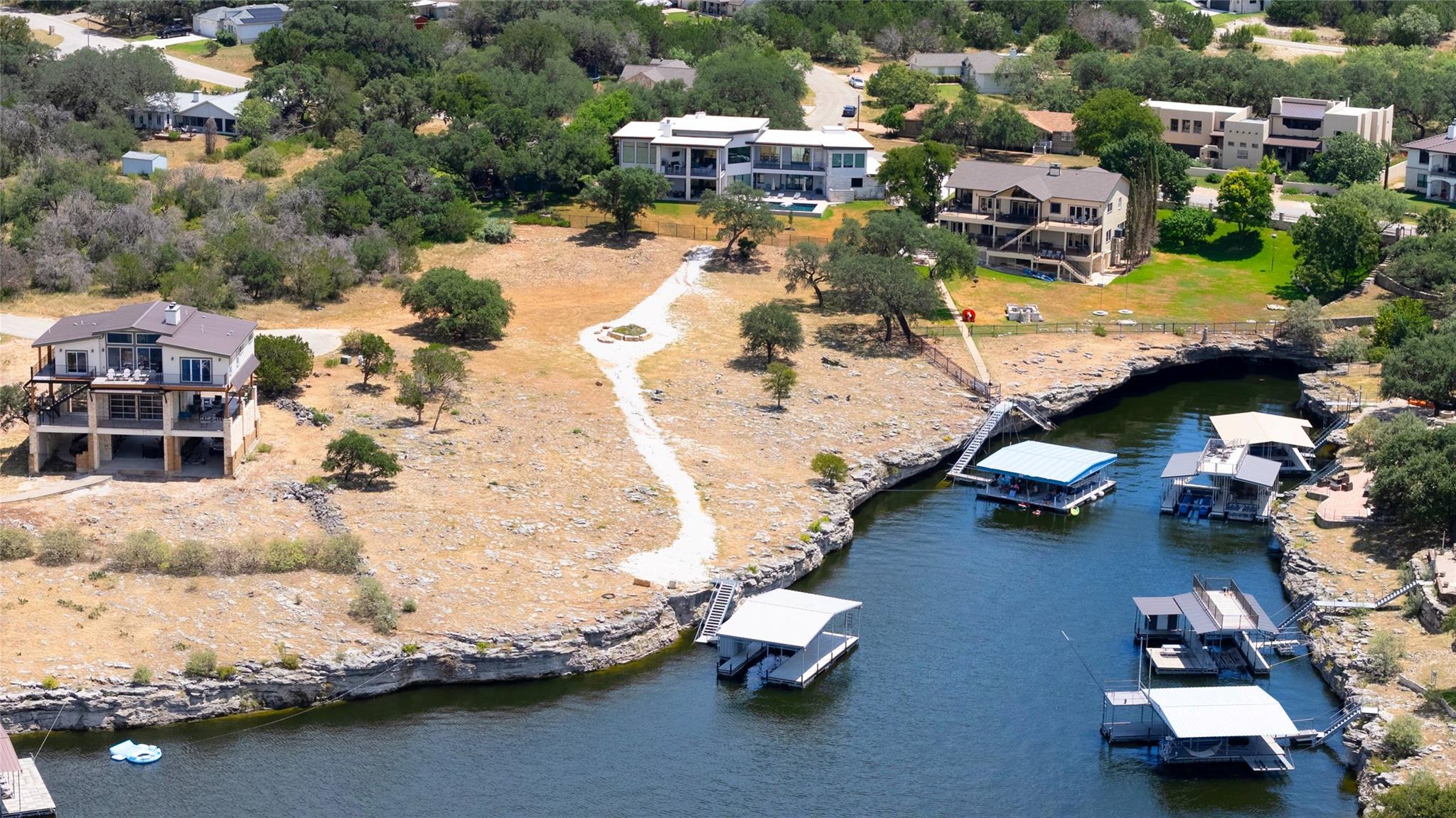 2912 Patriot DR