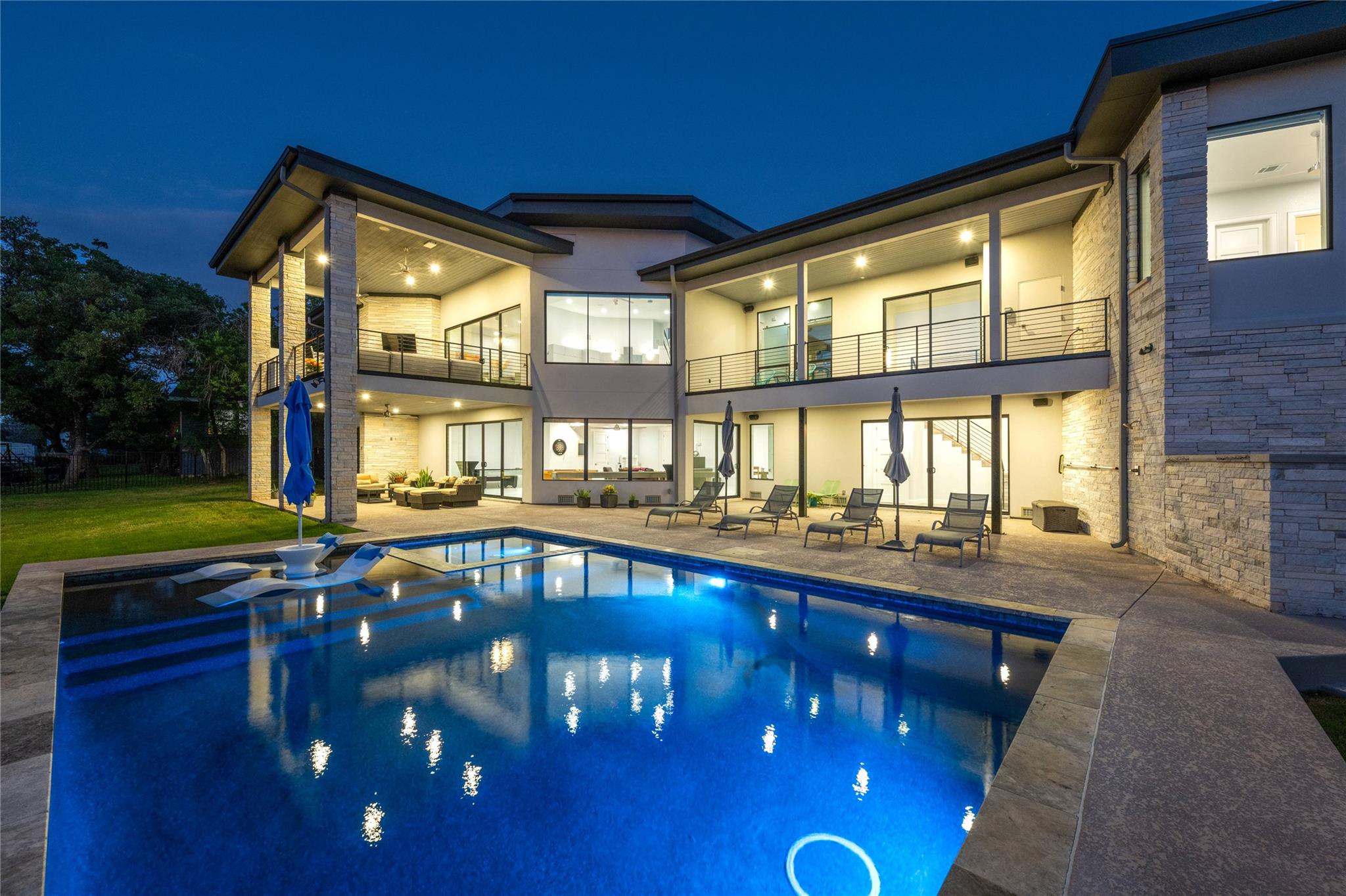 2912 Patriot DR