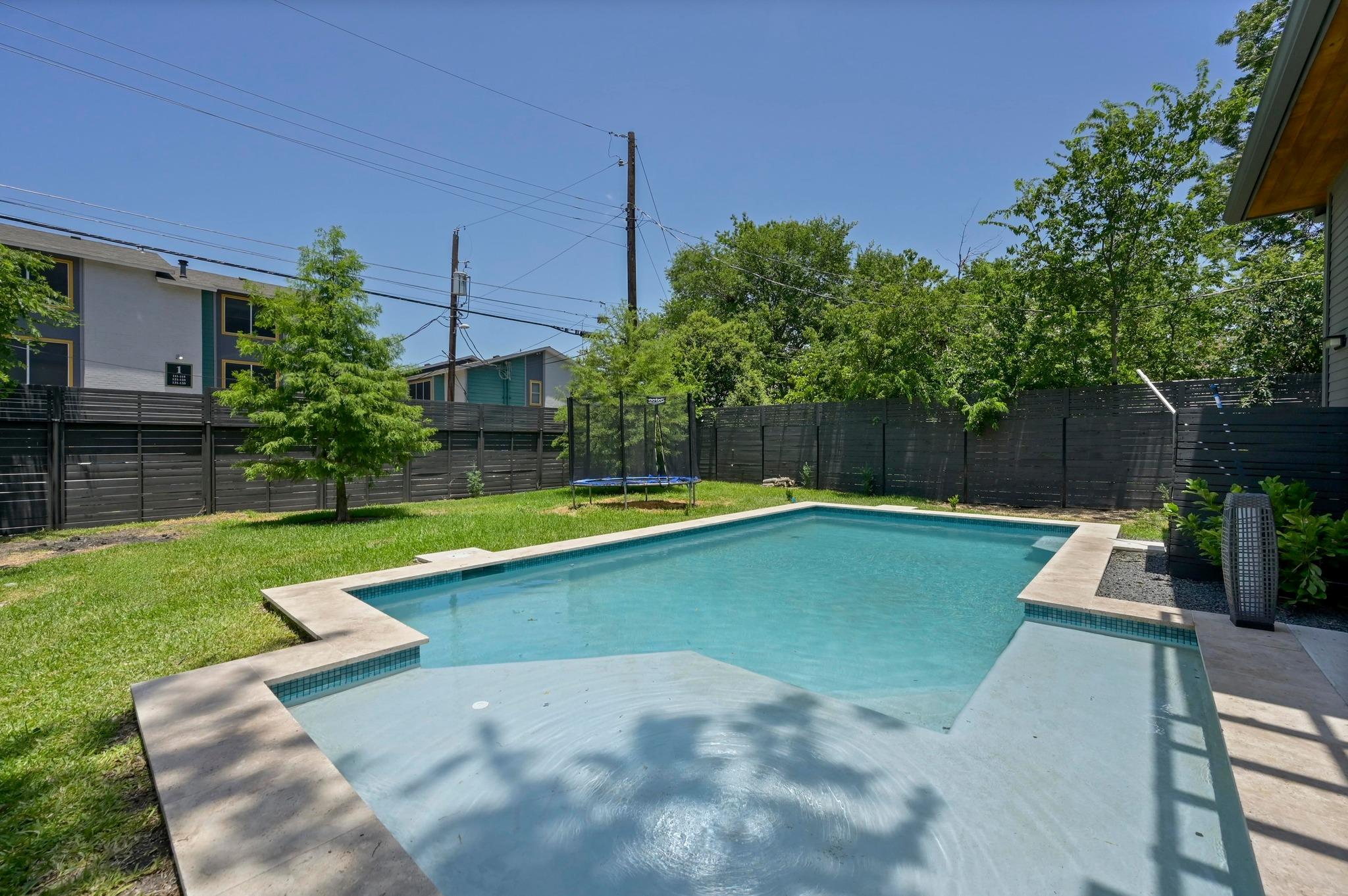 7810 Hardy DR