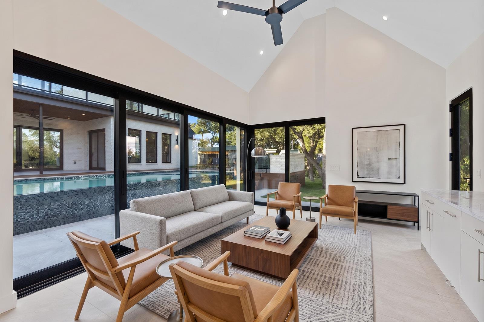 3805 Rockledge DR