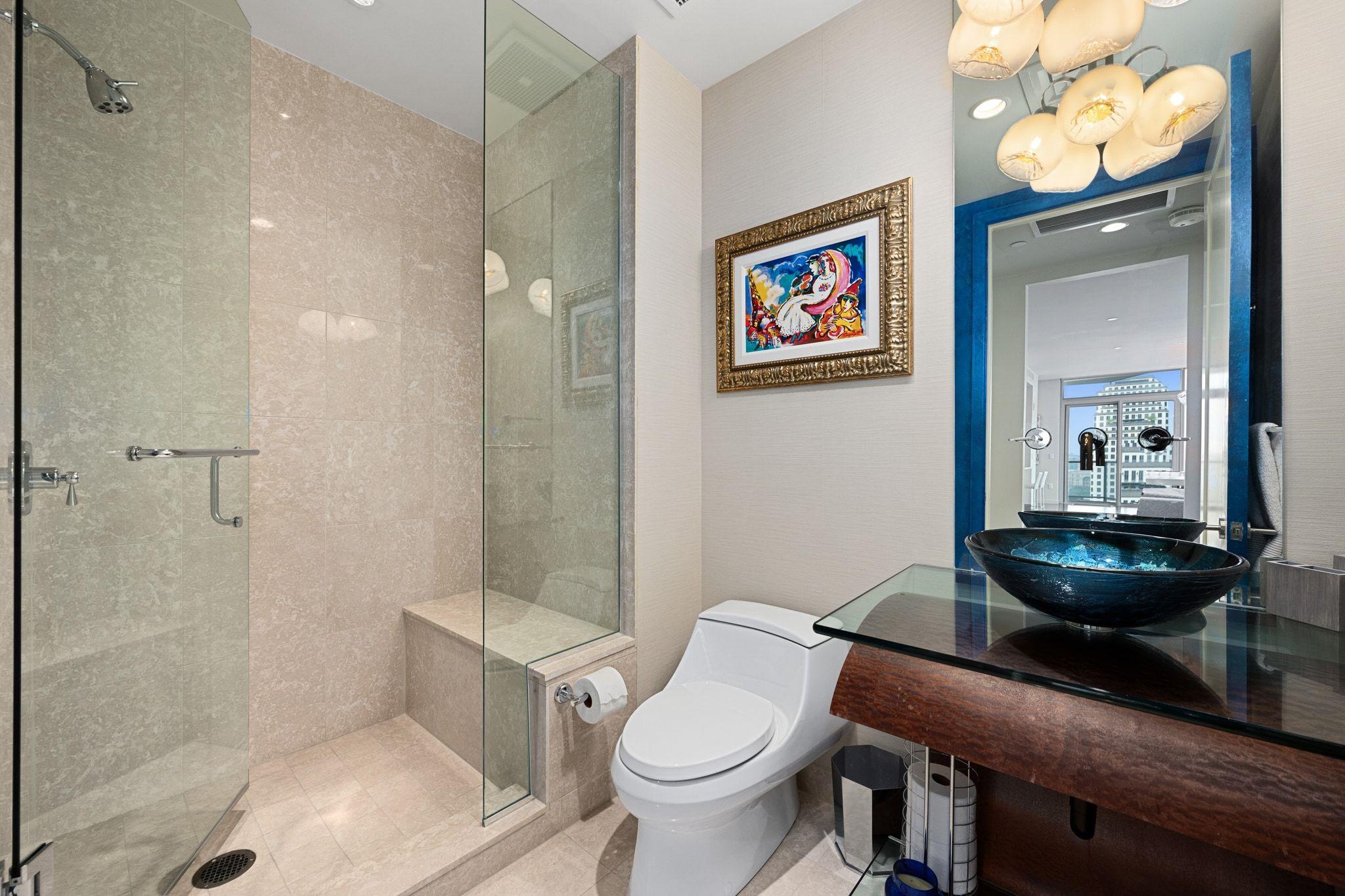 200 Congress Ave # 24E