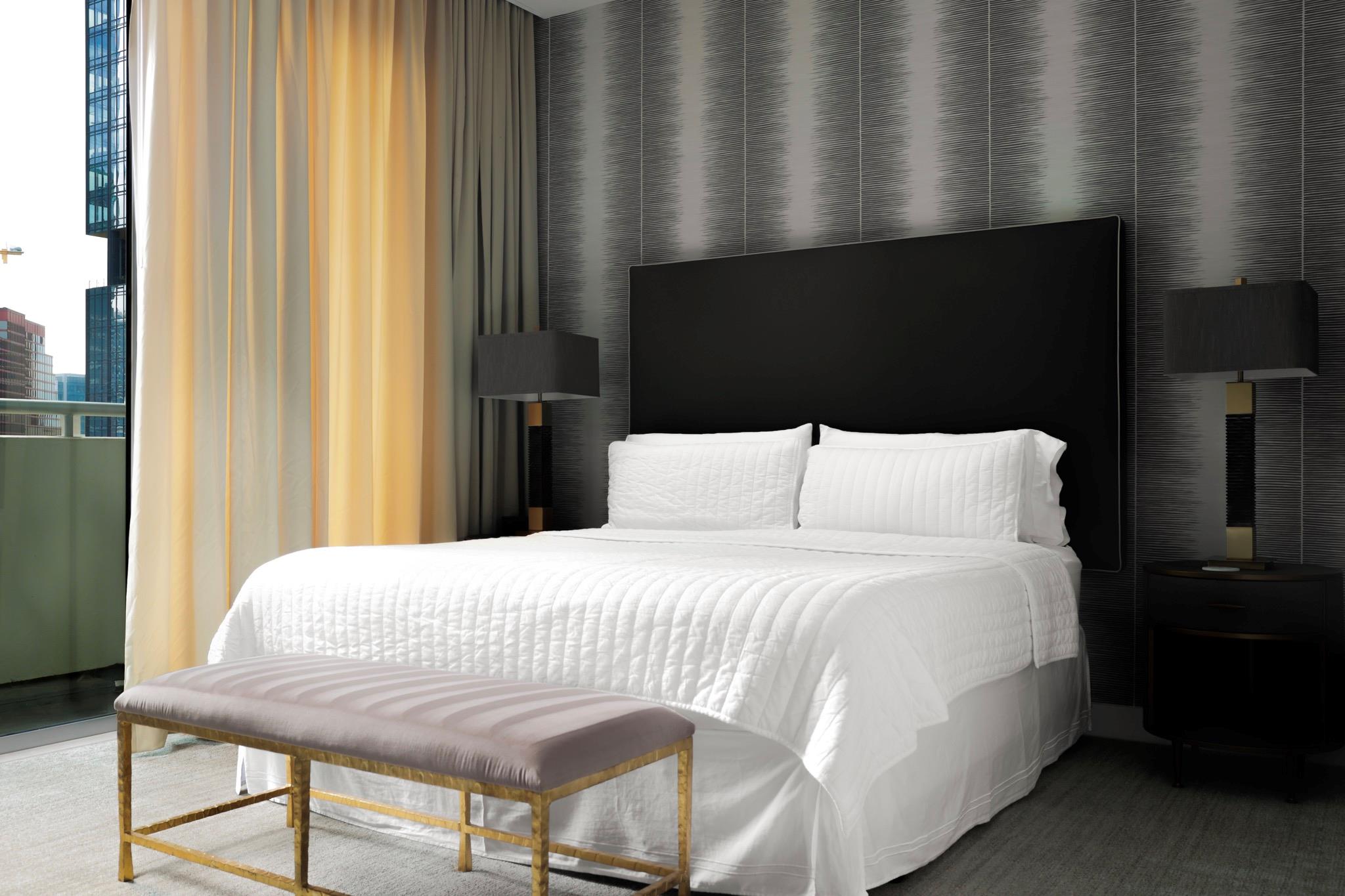 200 Congress Ave # 24E