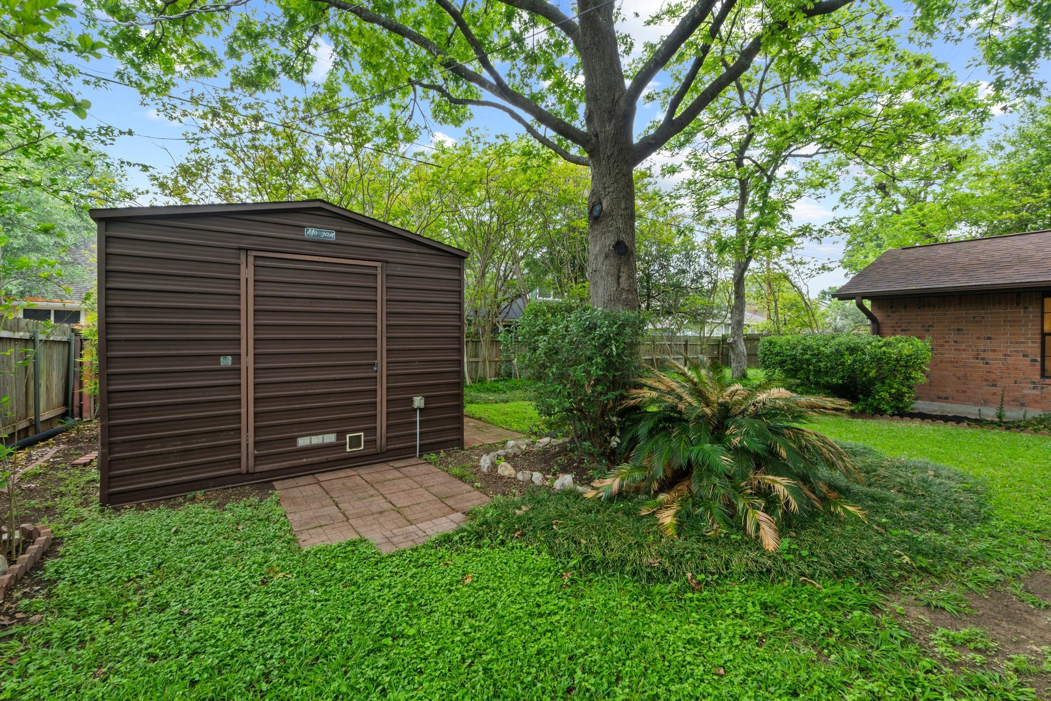 8610 Melshire DR