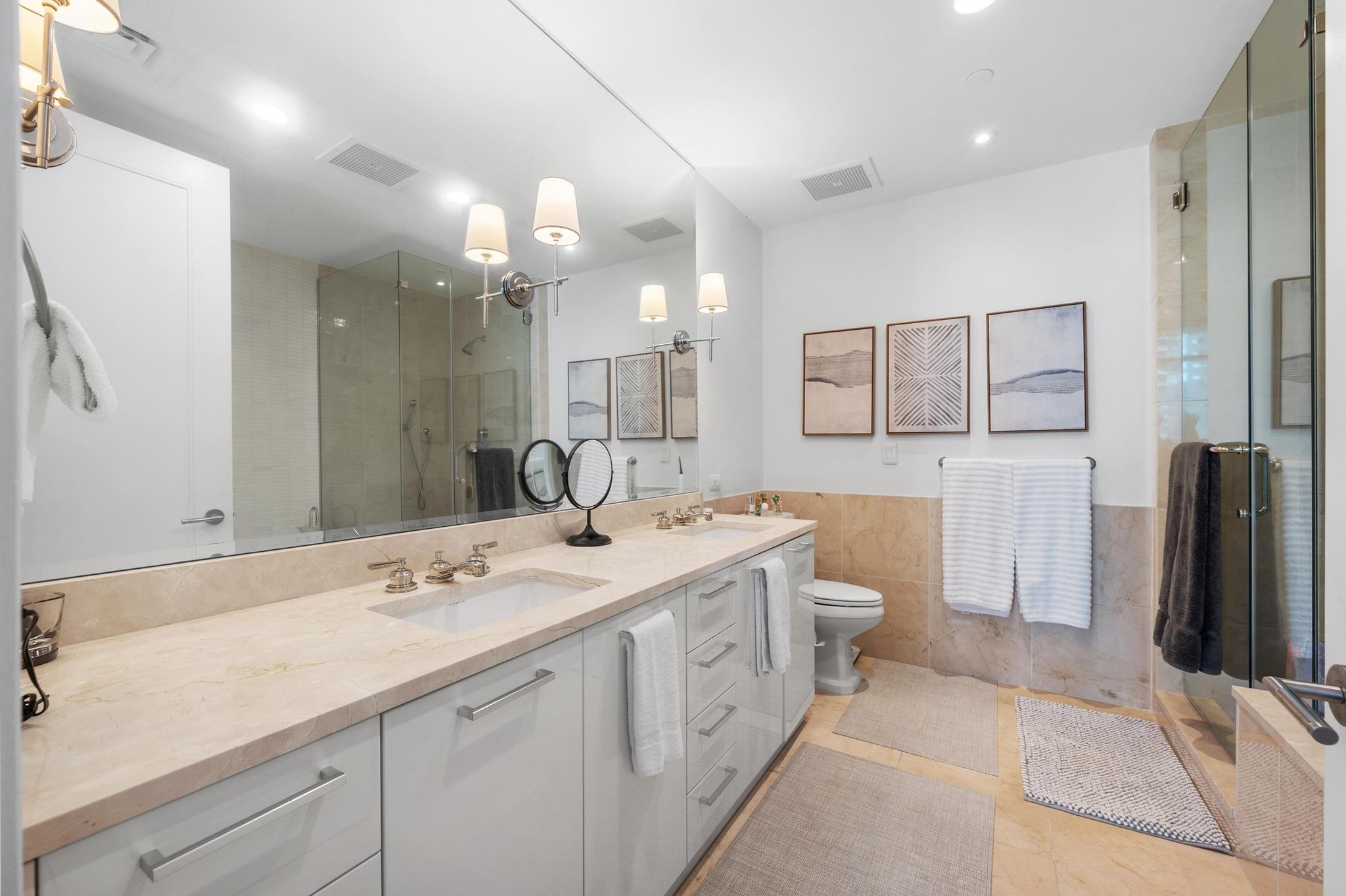 200 Congress Ave # 13A