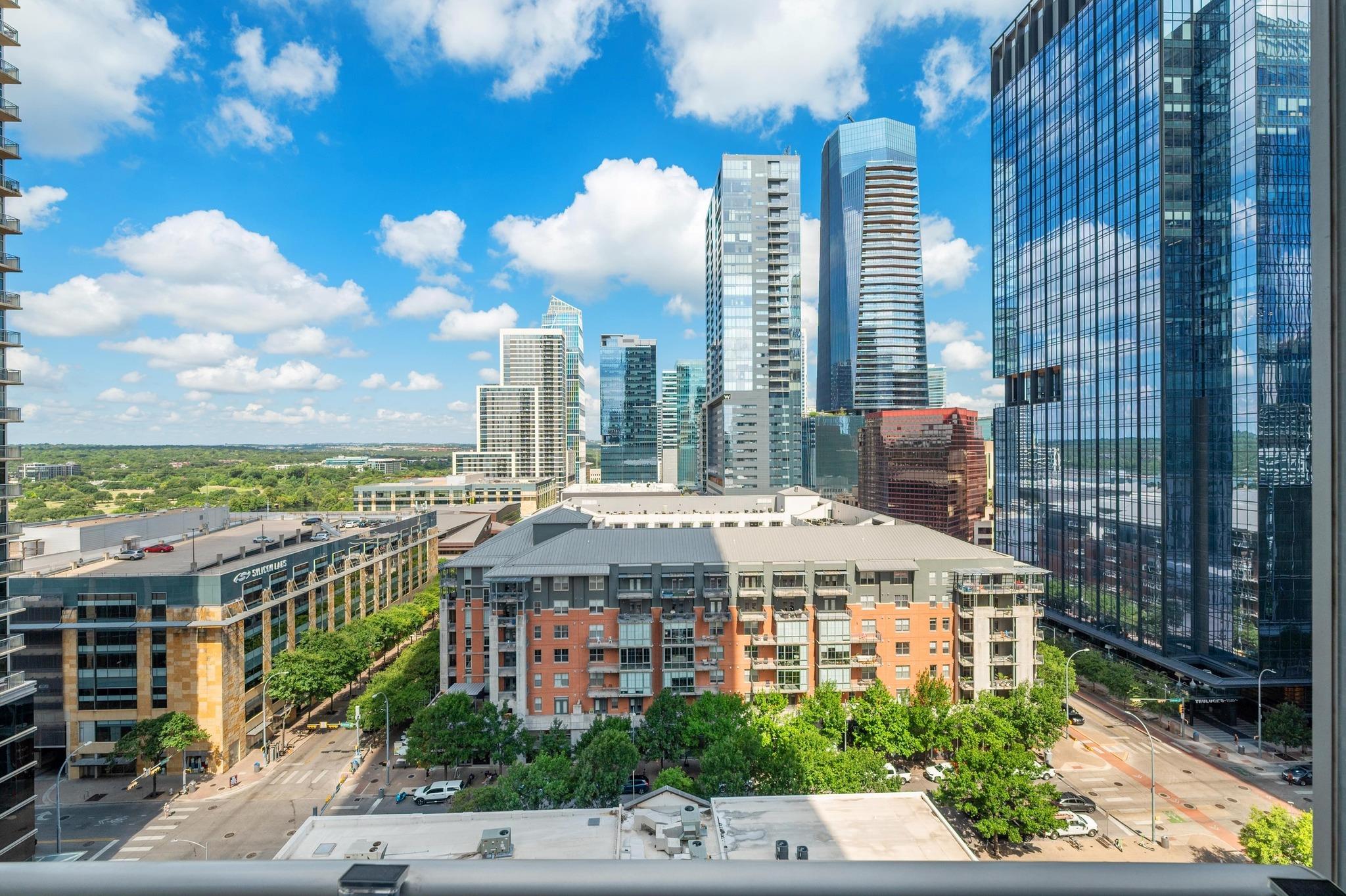 200 Congress Ave # 13A