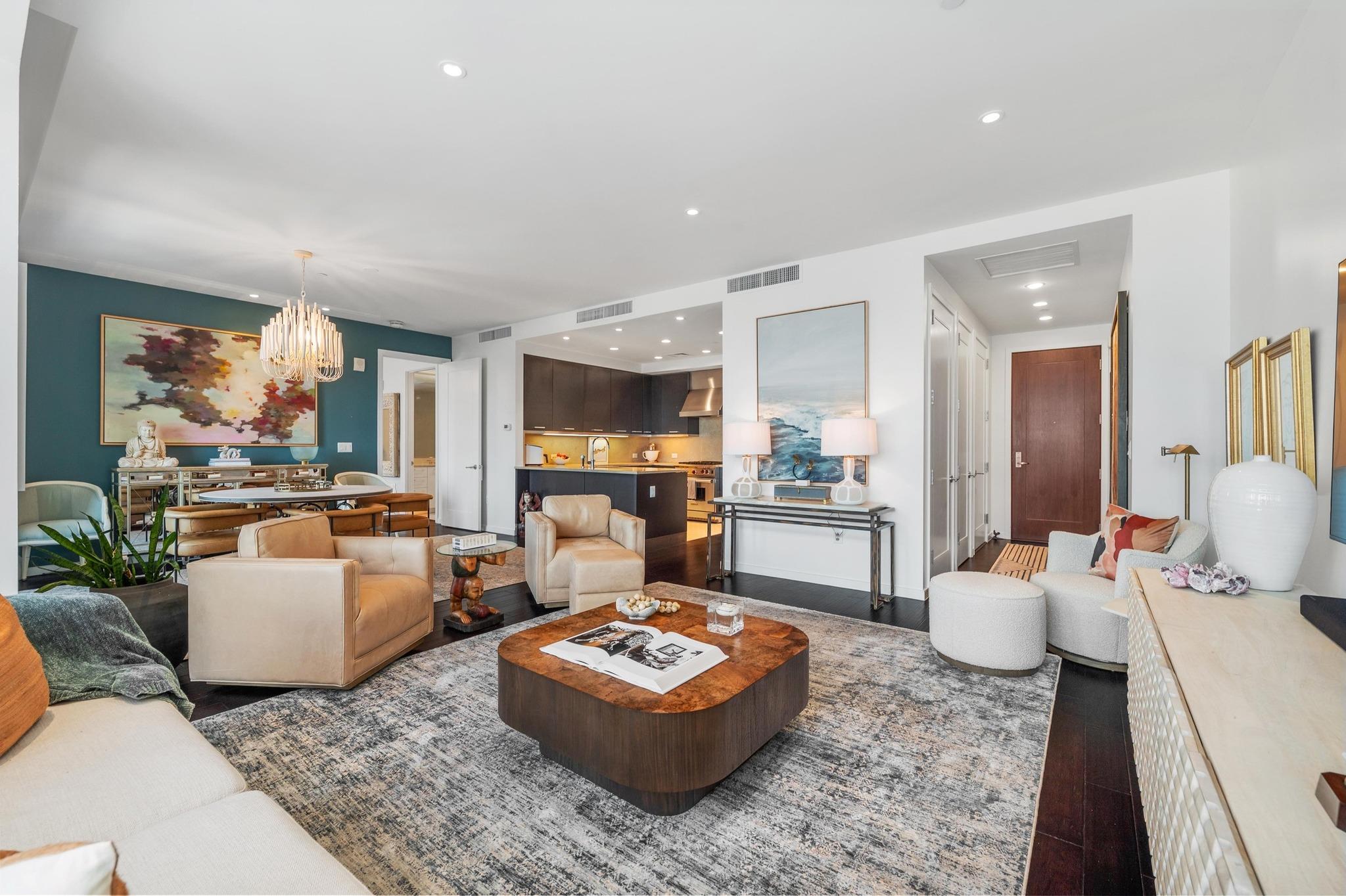 200 Congress Ave # 13A