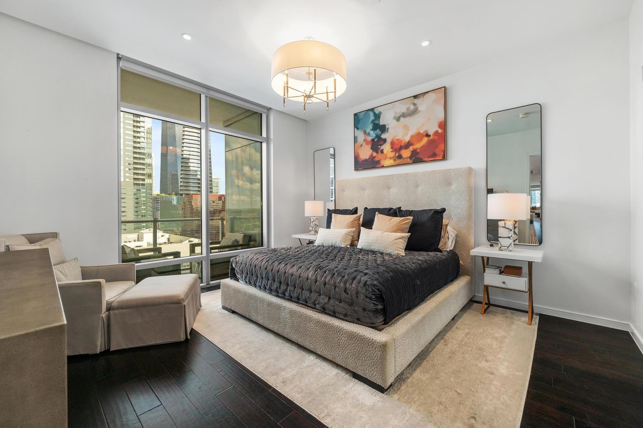 200 Congress Ave # 13A