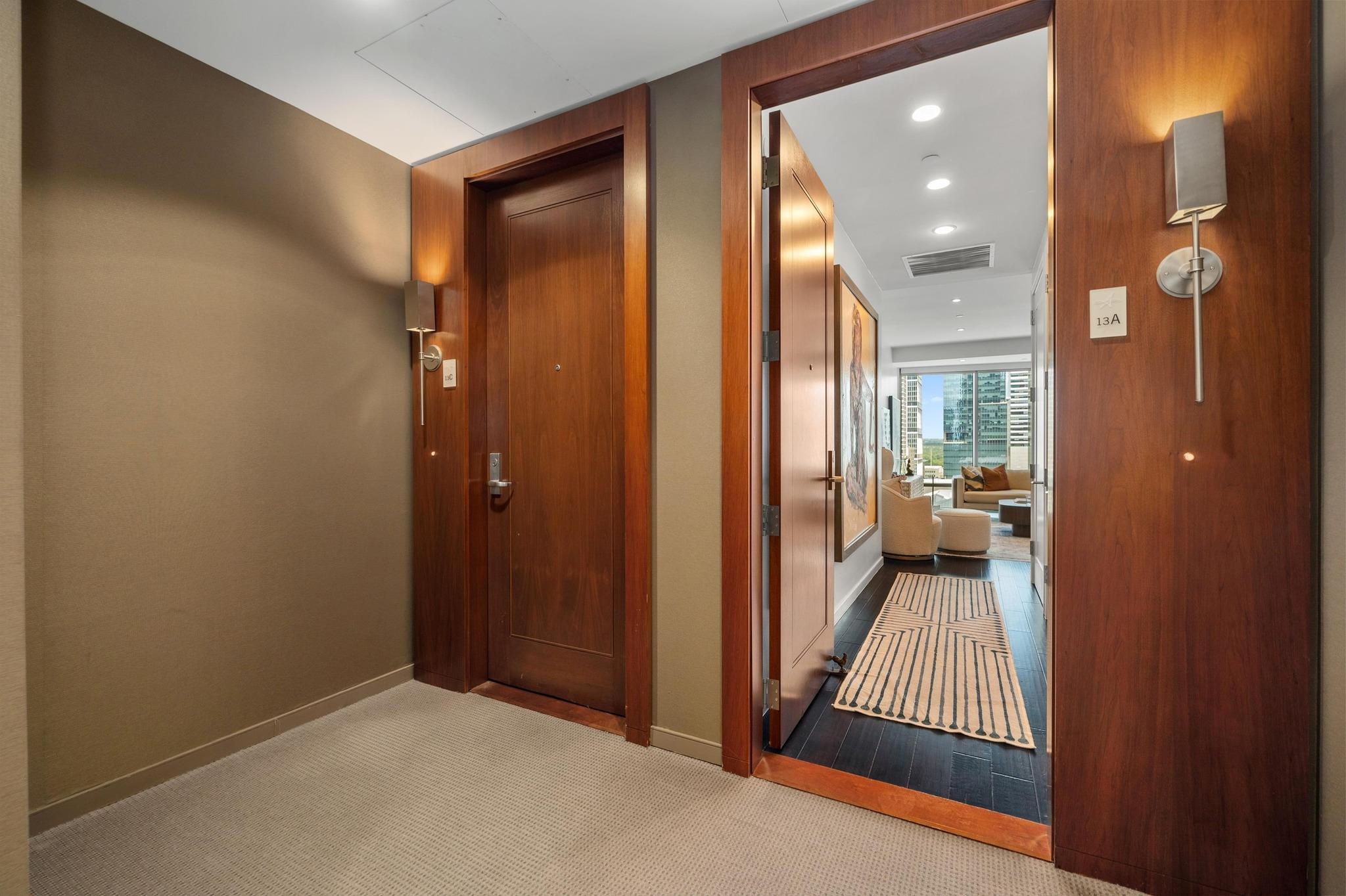 200 Congress Ave # 13A