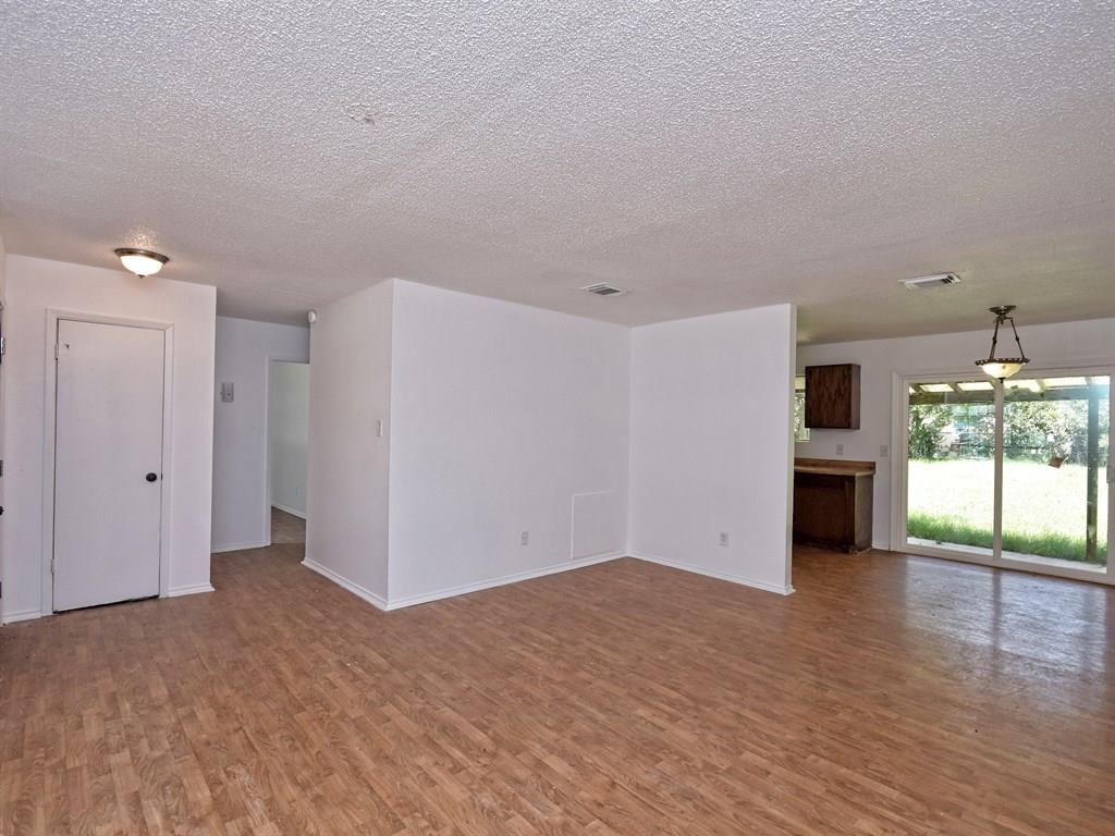 1604 Parkside CIR