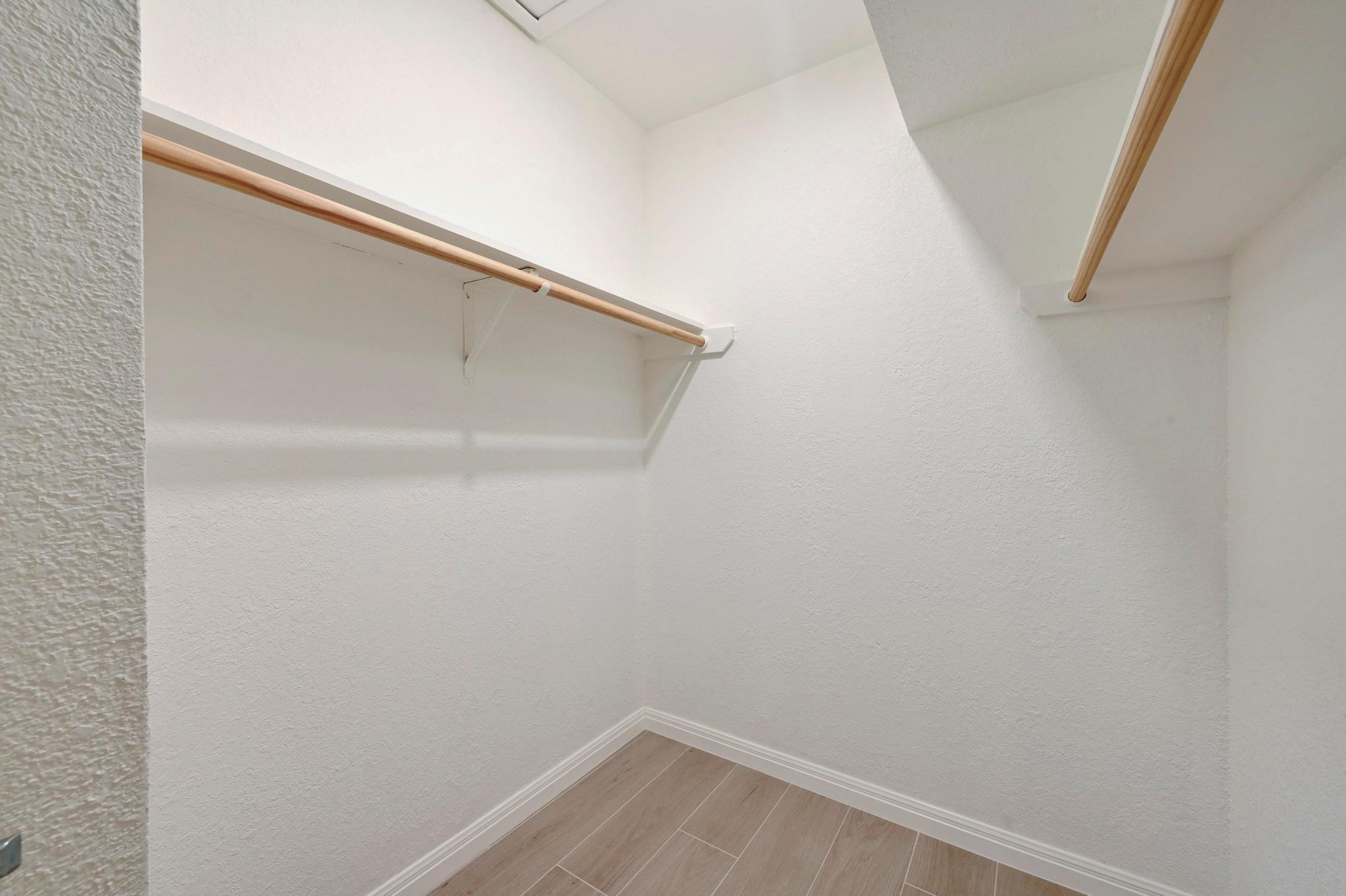 3204 Menchaca RD # 212