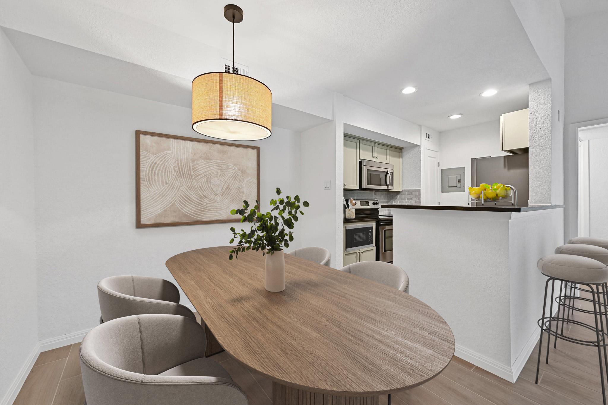 3204 Menchaca RD # 212