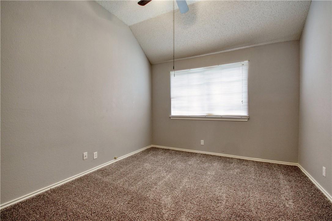 306 Marigold LN