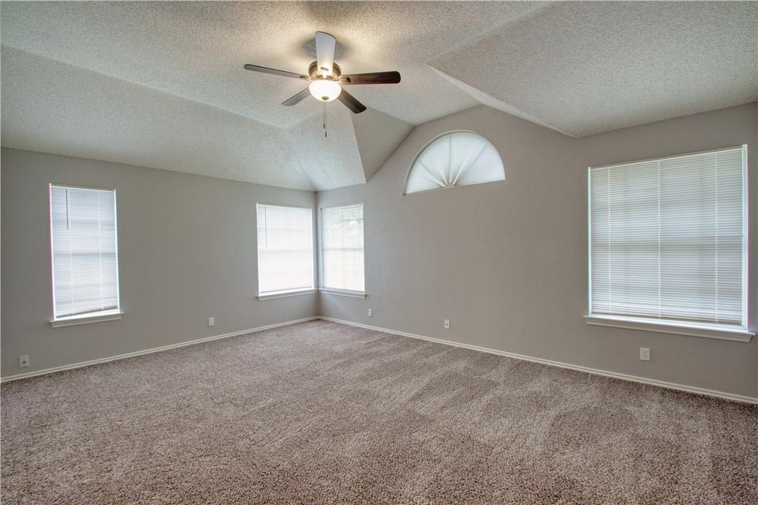 306 Marigold LN