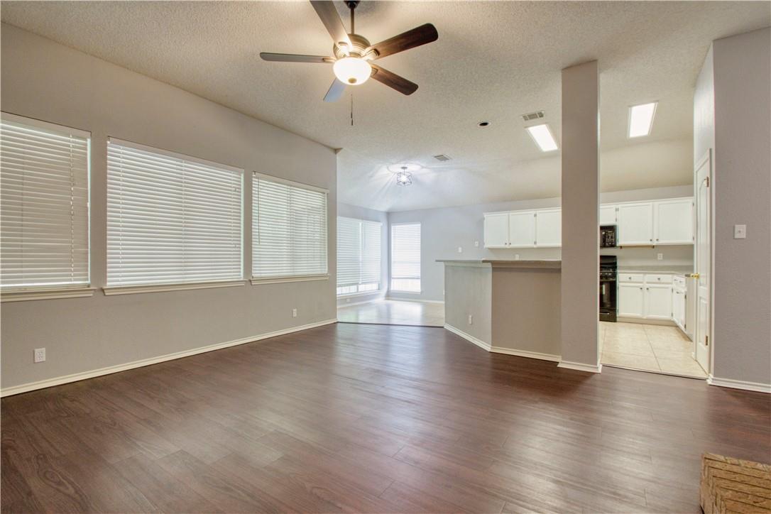 306 Marigold LN