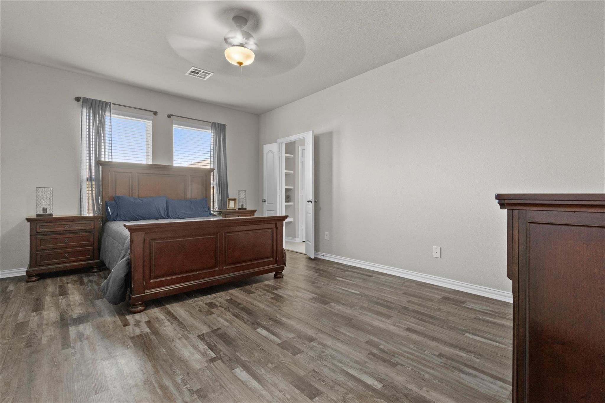 8069 Arezzo DR