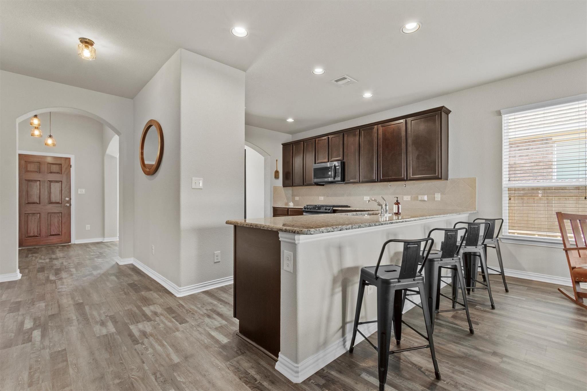 8069 Arezzo DR