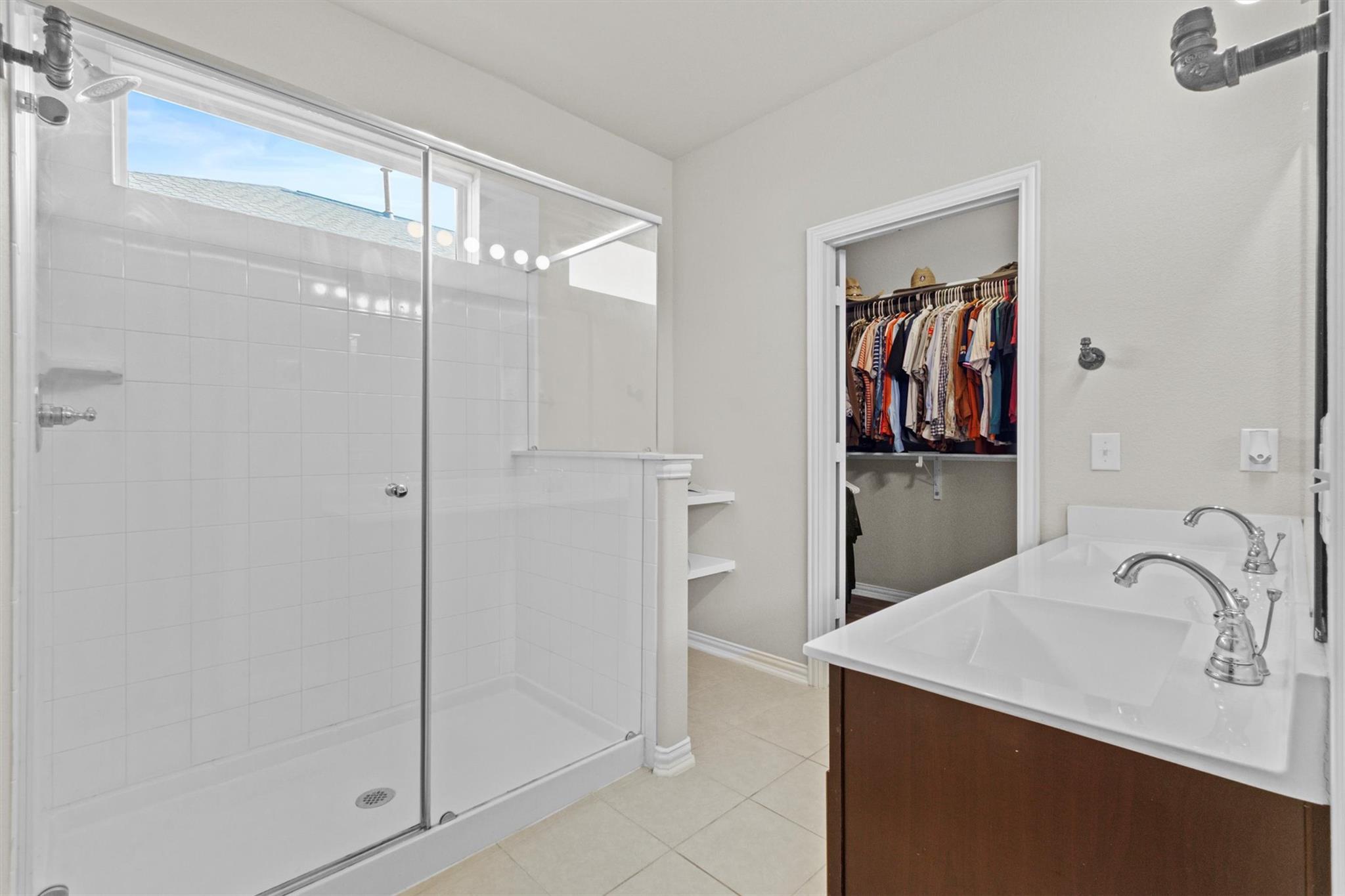 8069 Arezzo DR