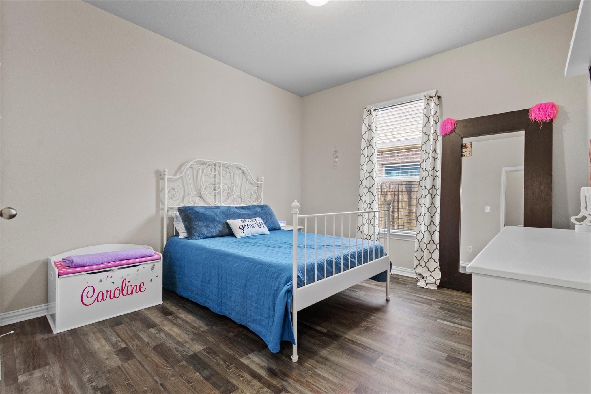 8069 Arezzo DR