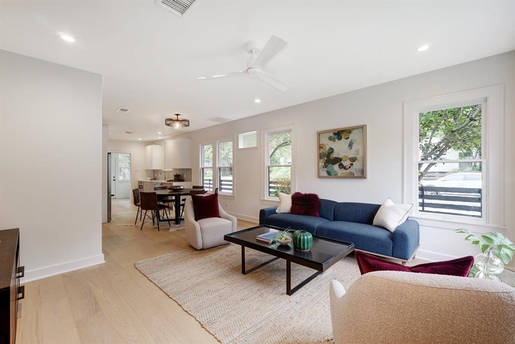 4612 Duval ST # 1