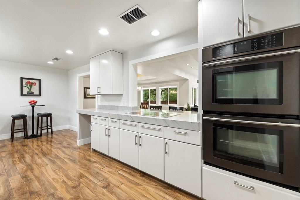 6101 Gun Bow CT
