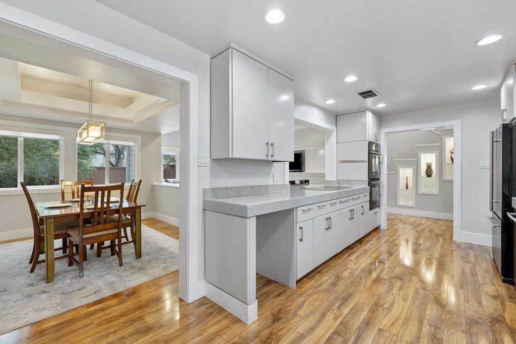 6101 Gun Bow CT