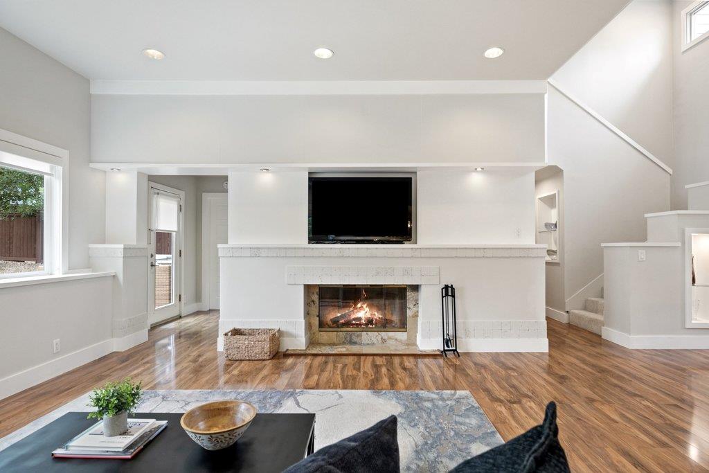 6101 Gun Bow CT