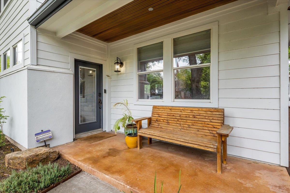 1914 Garden ST