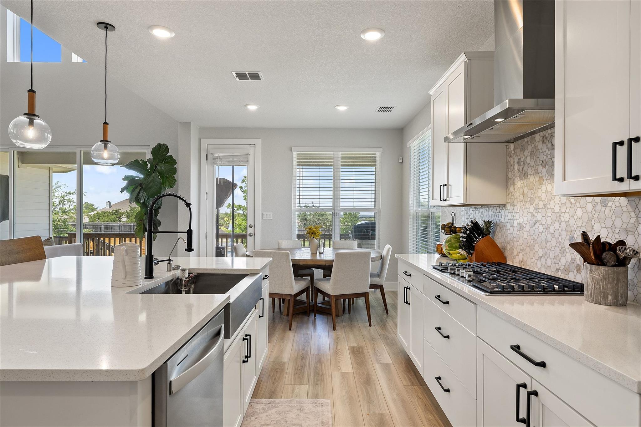 324 Cortaro DR