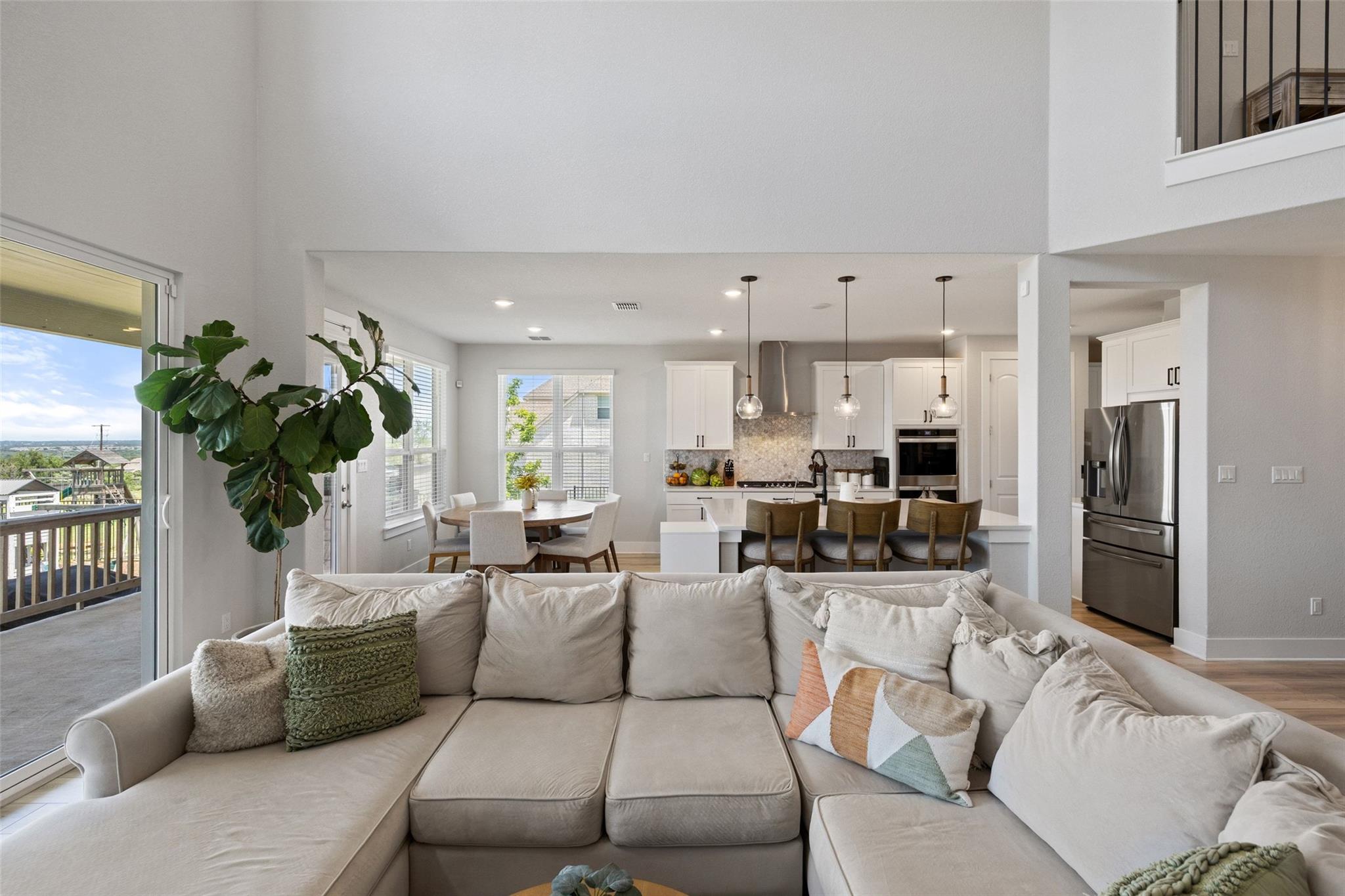 324 Cortaro DR