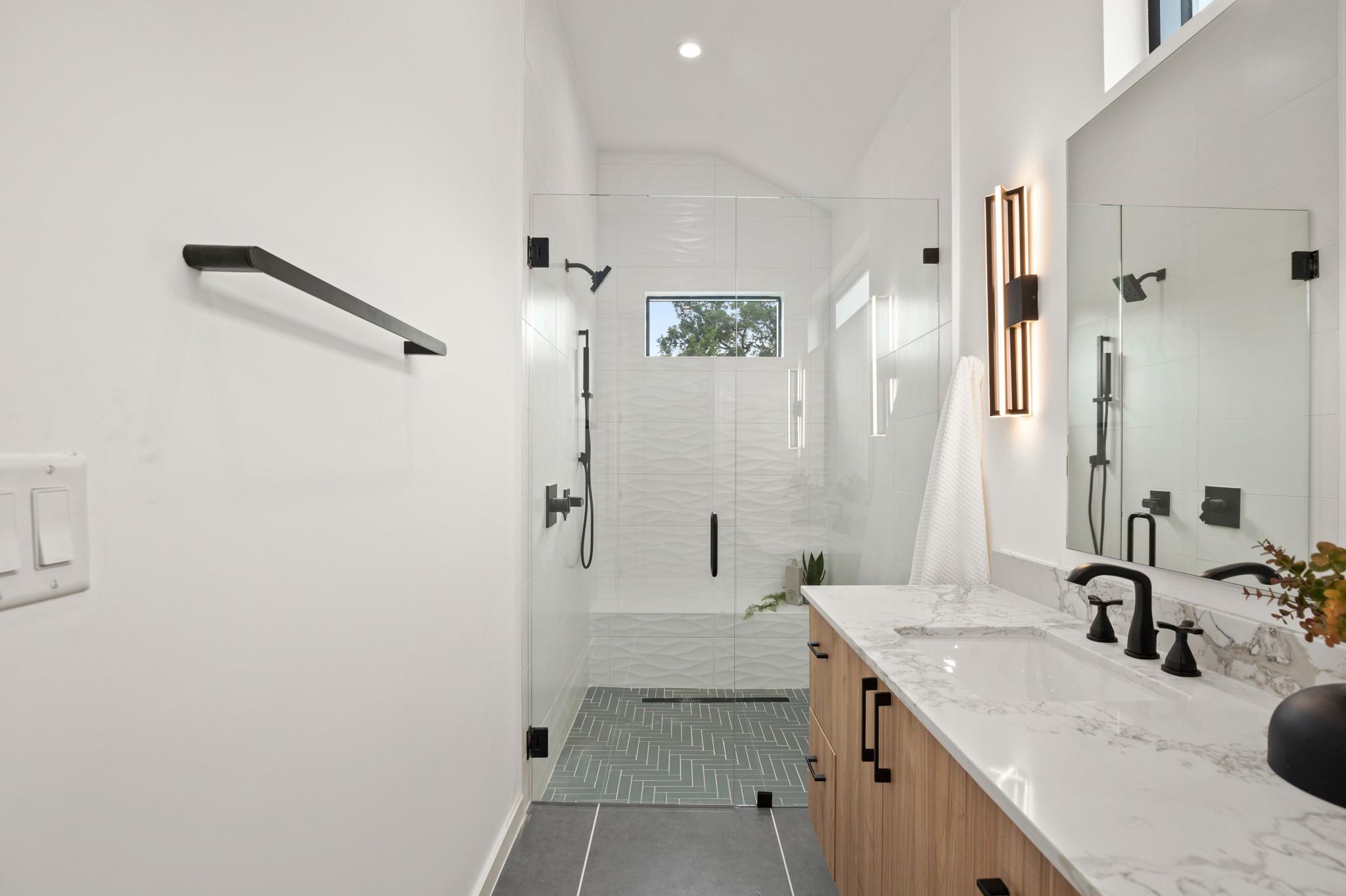 1008 W Annie ST # B