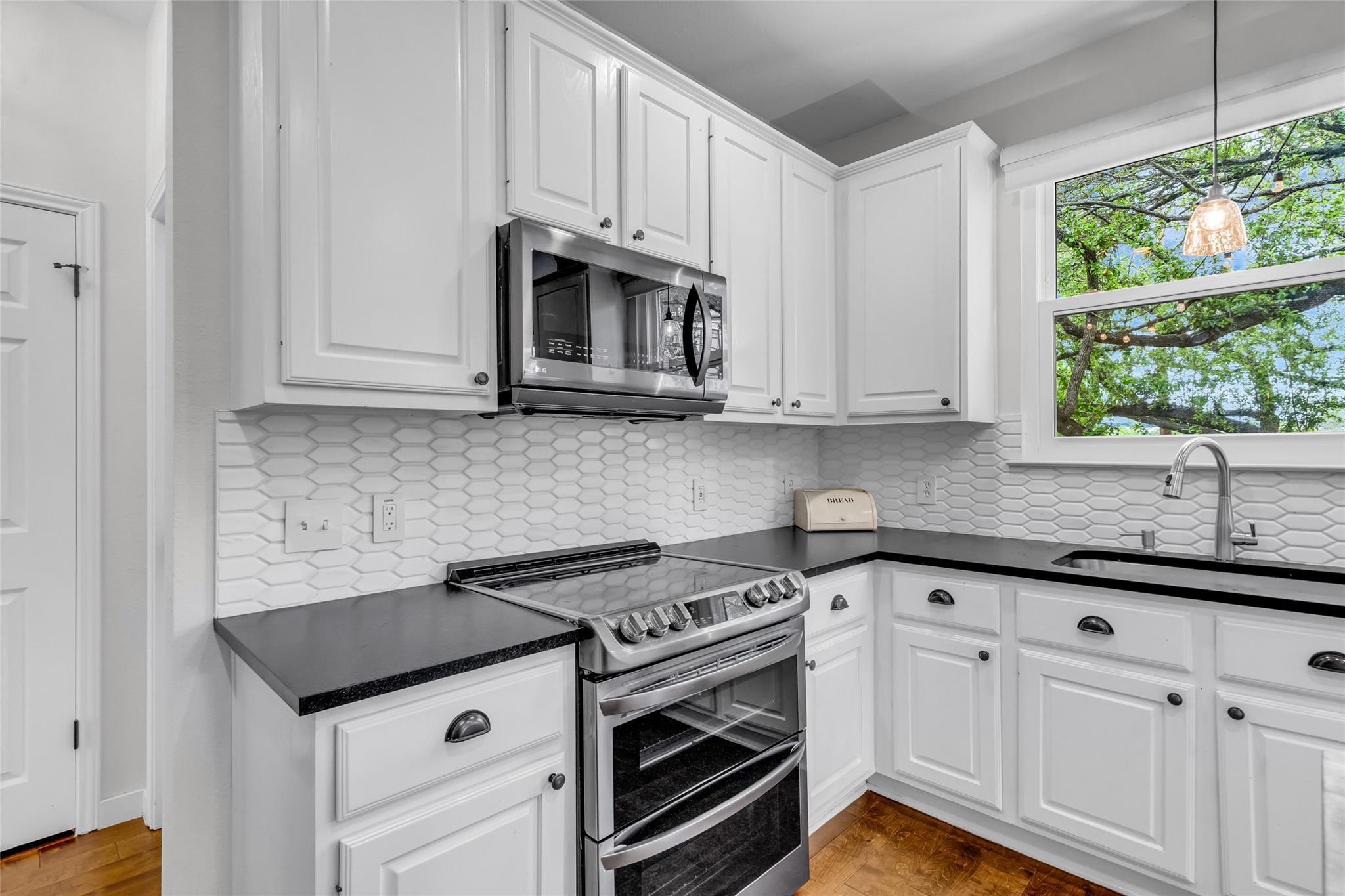 11500 Emerald Falls DR