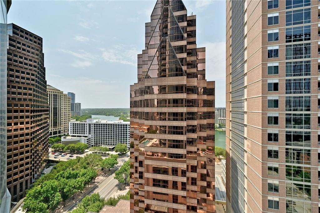 200 Congress Ave # 17C