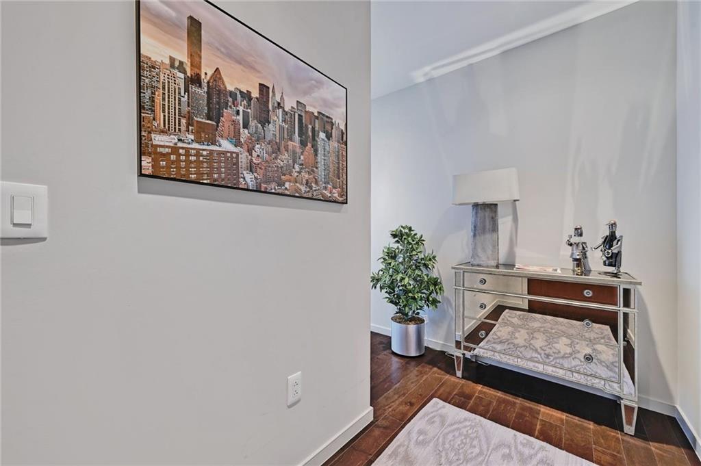 200 Congress Ave # 17C
