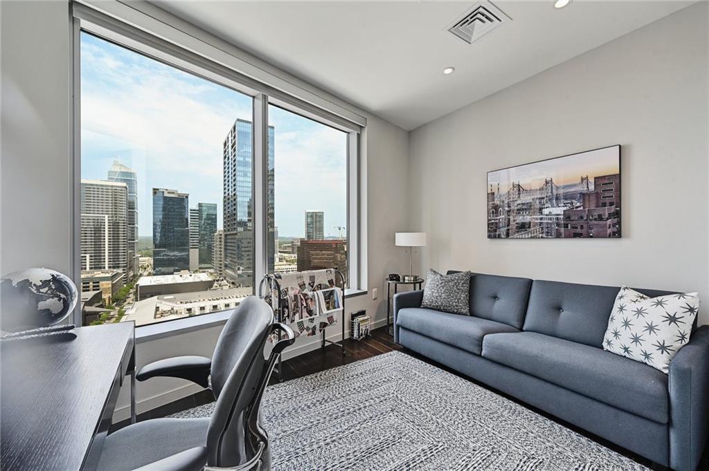 200 Congress Ave # 17C