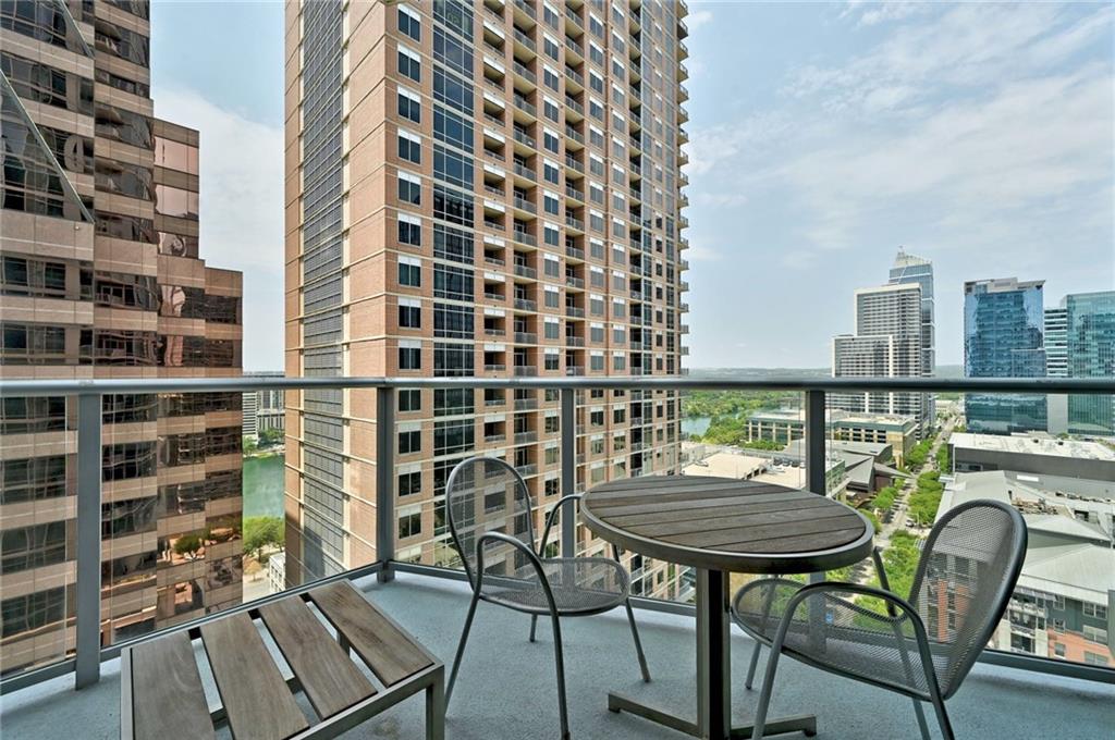 200 Congress Ave # 17C