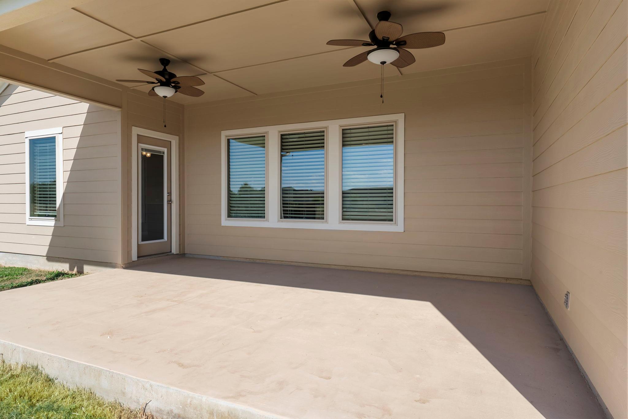 104 Estrella LN