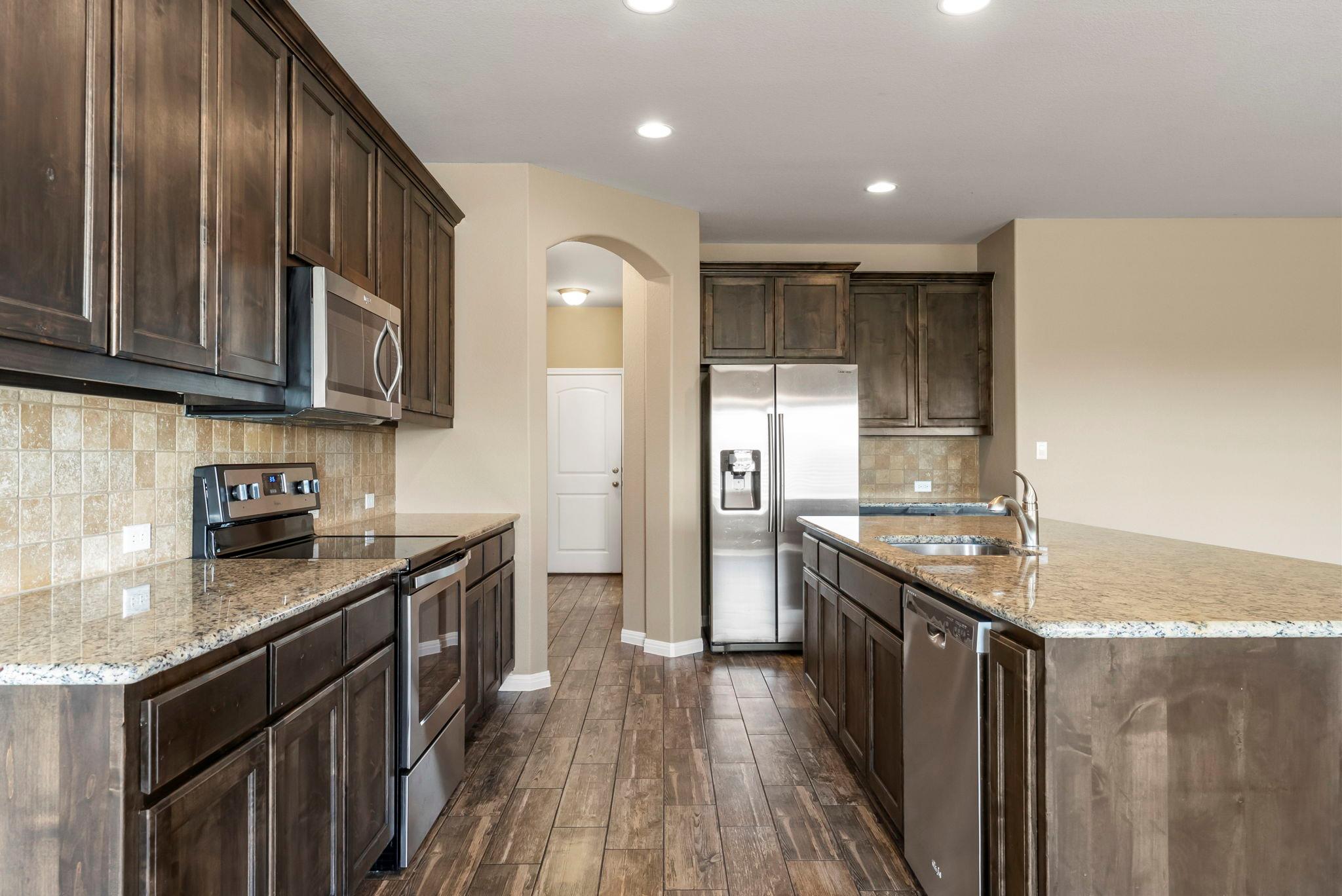 104 Estrella LN