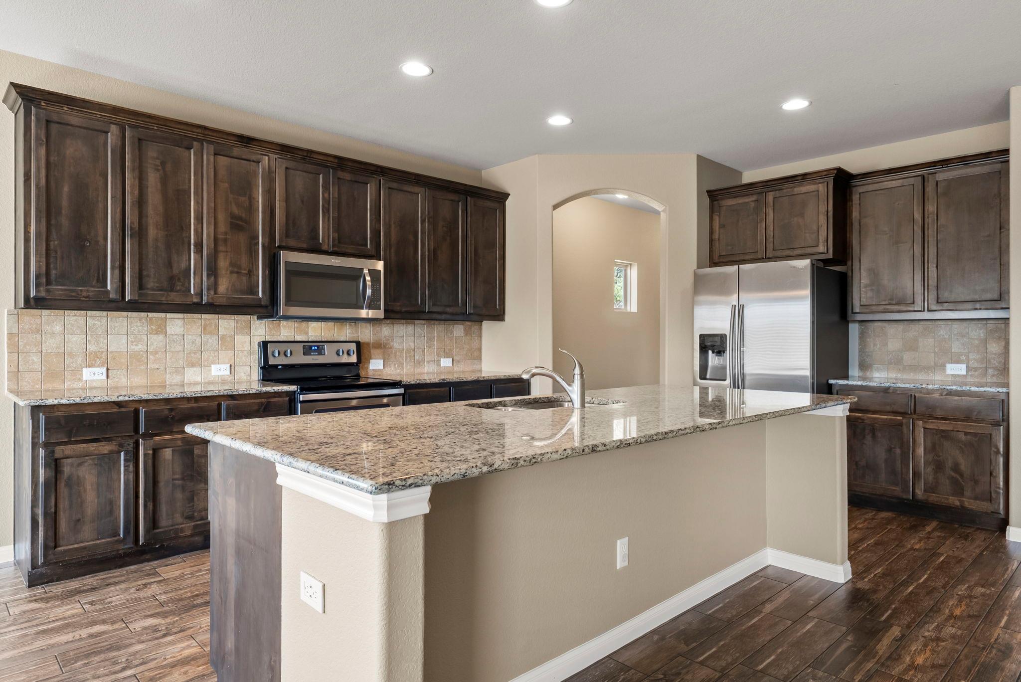104 Estrella LN