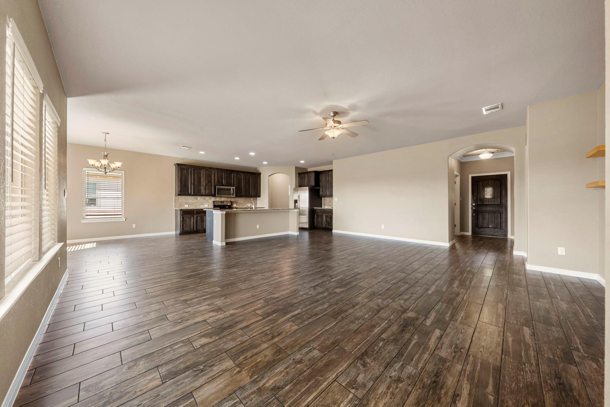 104 Estrella LN