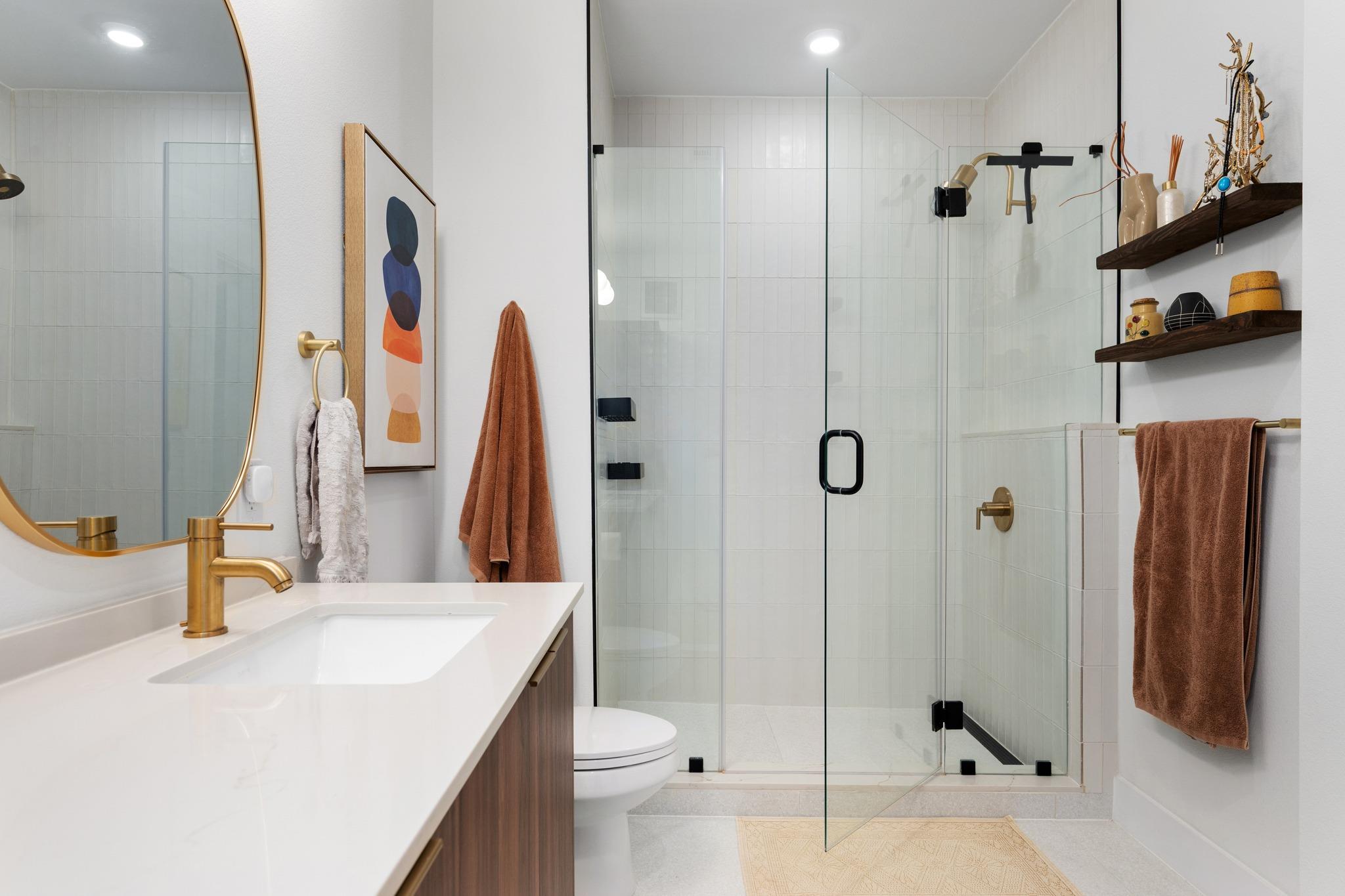 1701 Simond Ave # 215