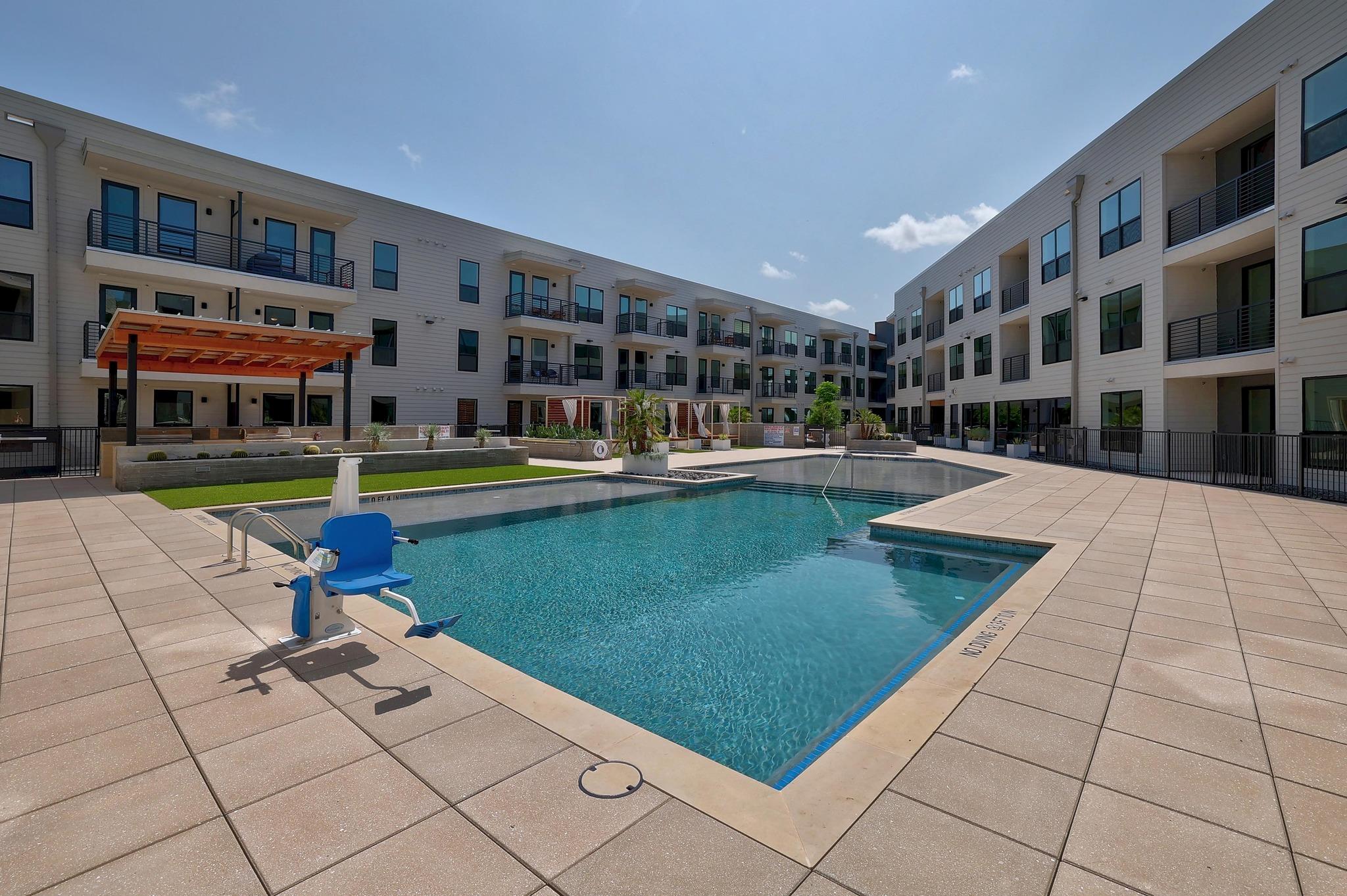 1701 Simond Ave # 215