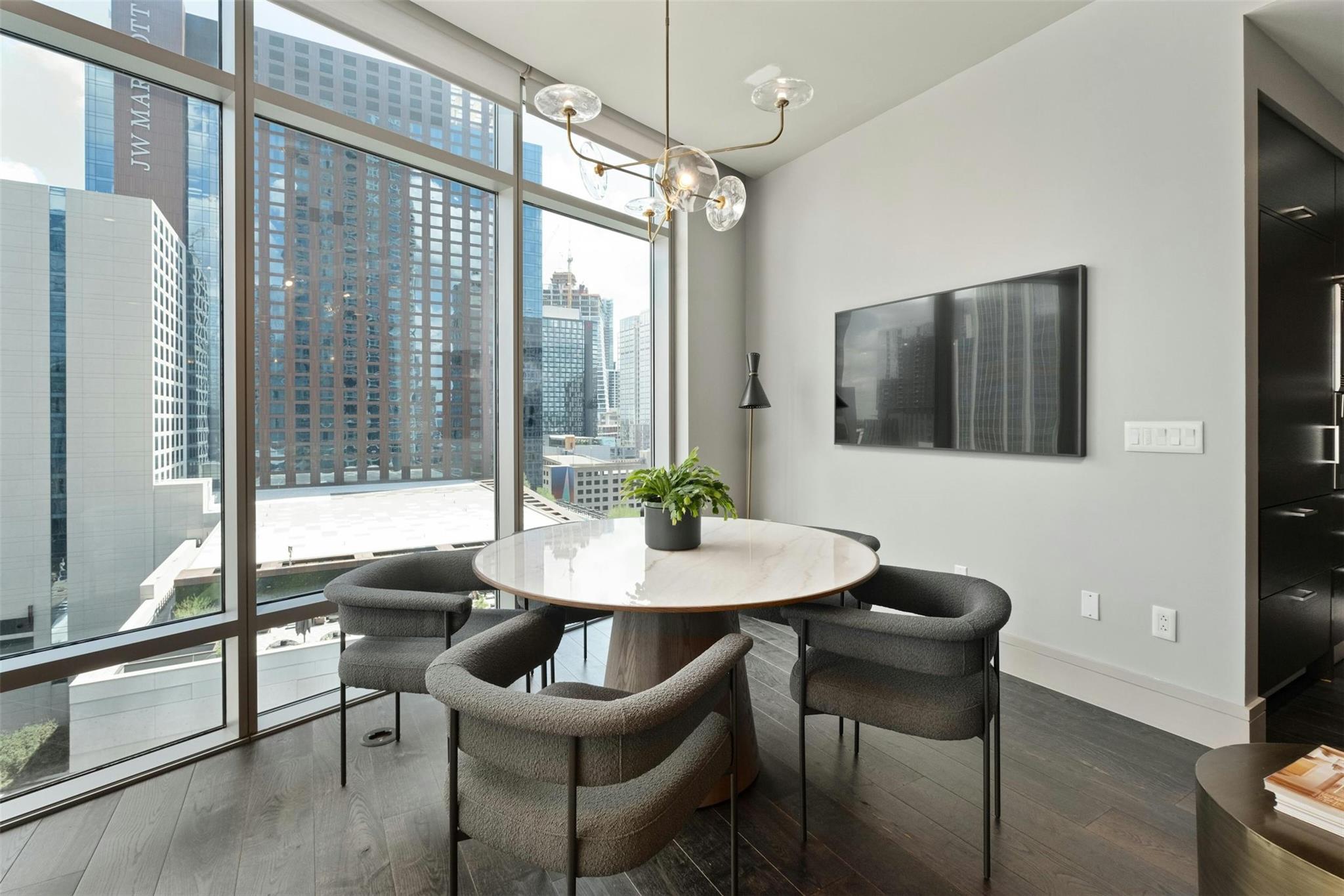 200 Congress Ave # 15D