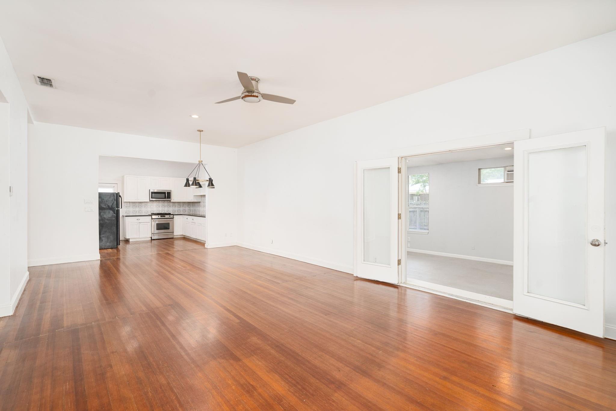 5212 Joe Sayers Ave