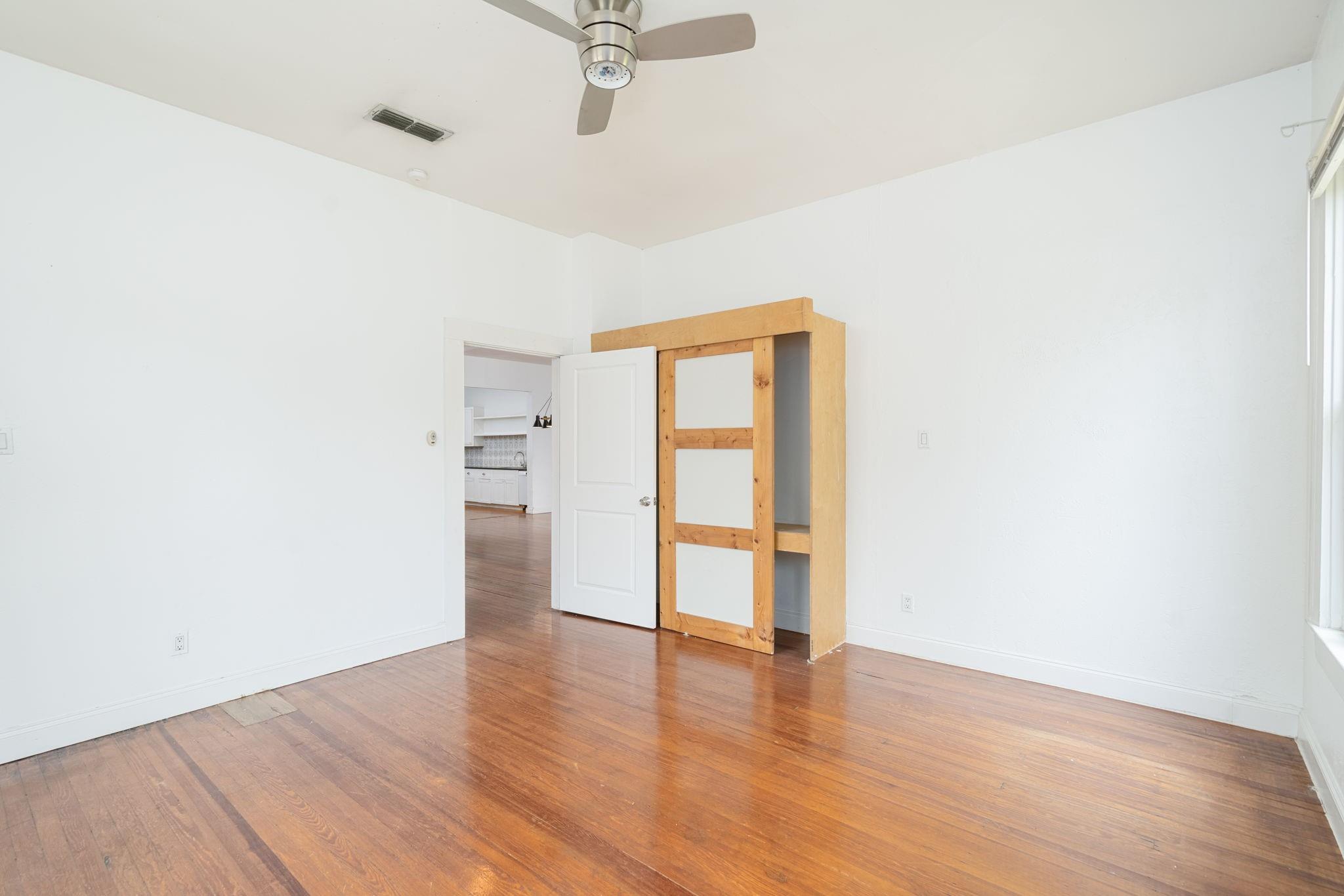 5212 Joe Sayers Ave