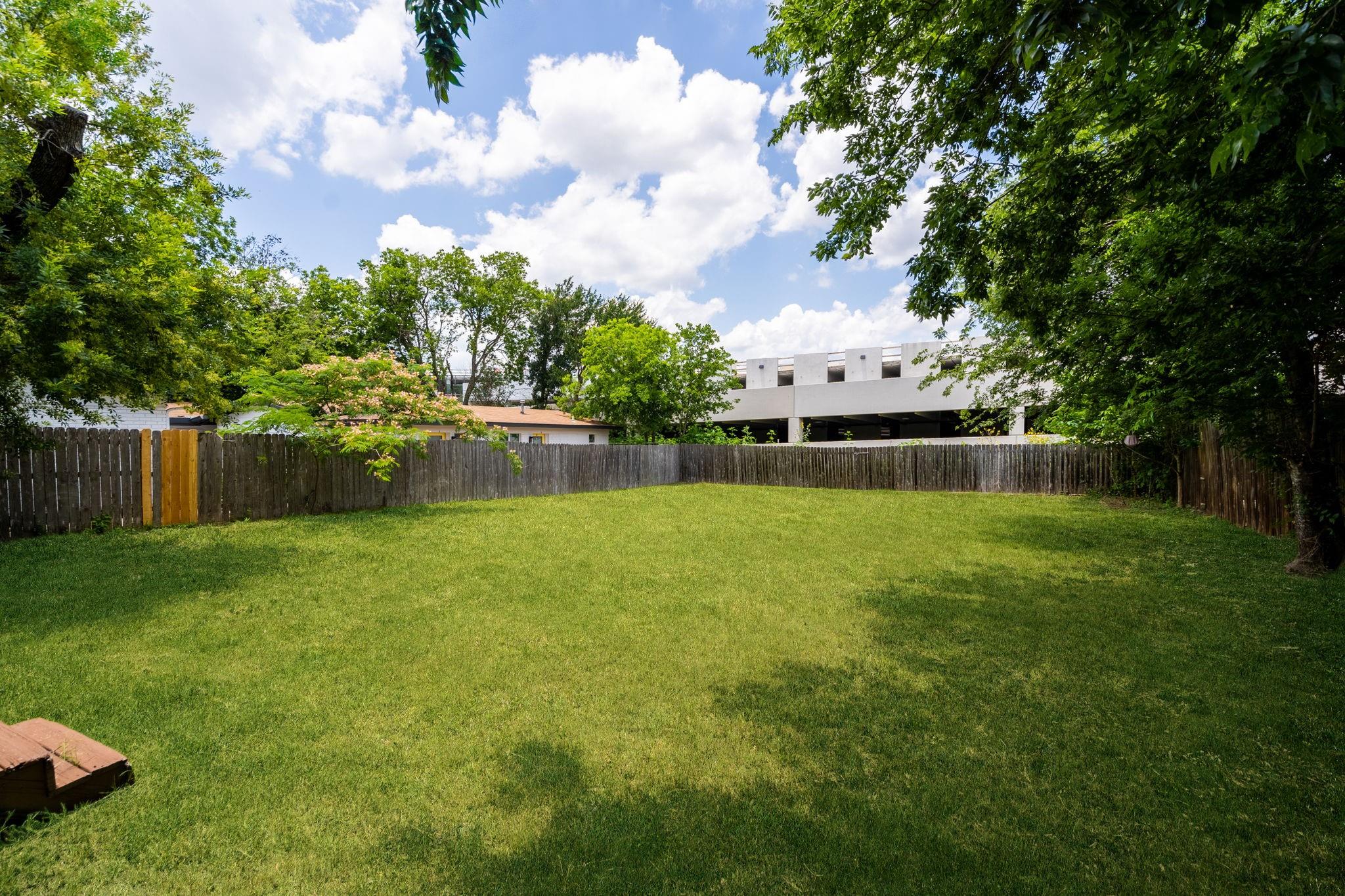5212 Joe Sayers Ave