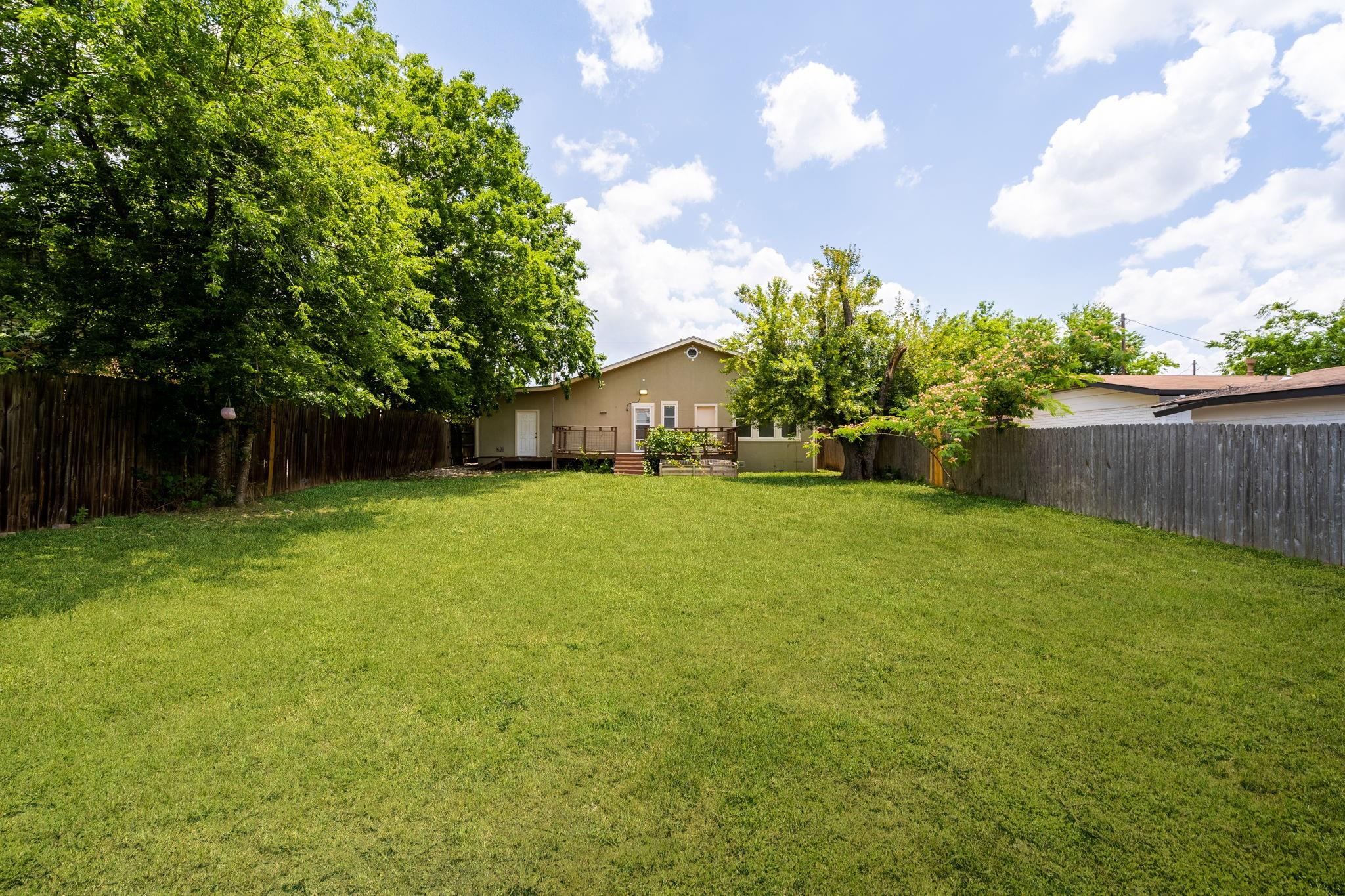 5212 Joe Sayers Ave